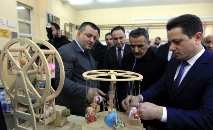 Atık malzemelerden ekolojik ahşap oyuncak