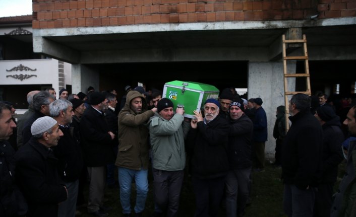 GÜNCELLEME - Düzce'de karbonmonoksit gazından zehirlenen çift hayatını kaybetti