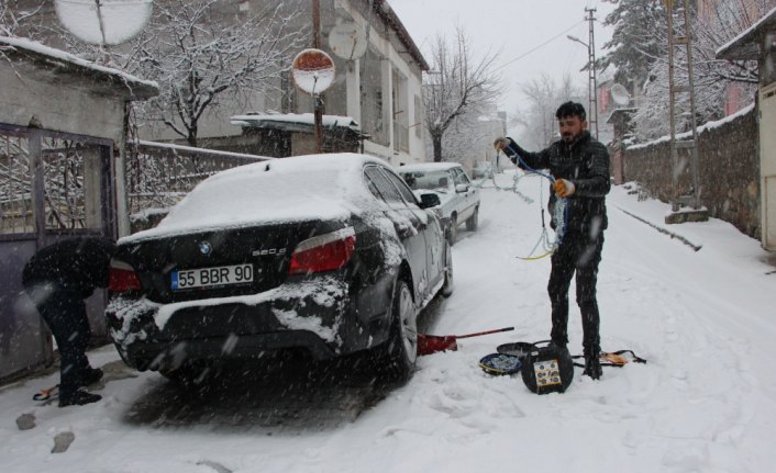 Havza ve Kavak'ta yoğun kar yağışı