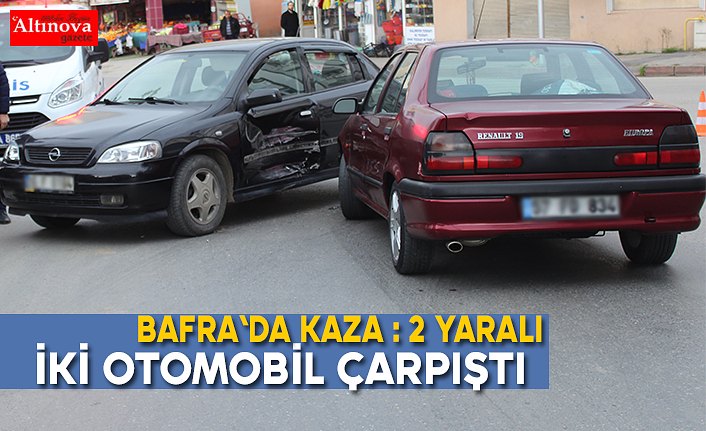 İki otomobil çarpıştı: 2 yaralı