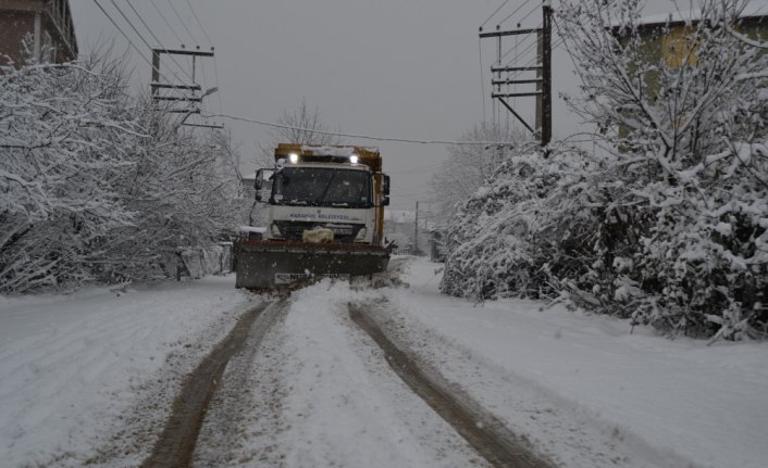 Karabük'te kar küreme çalışmaları