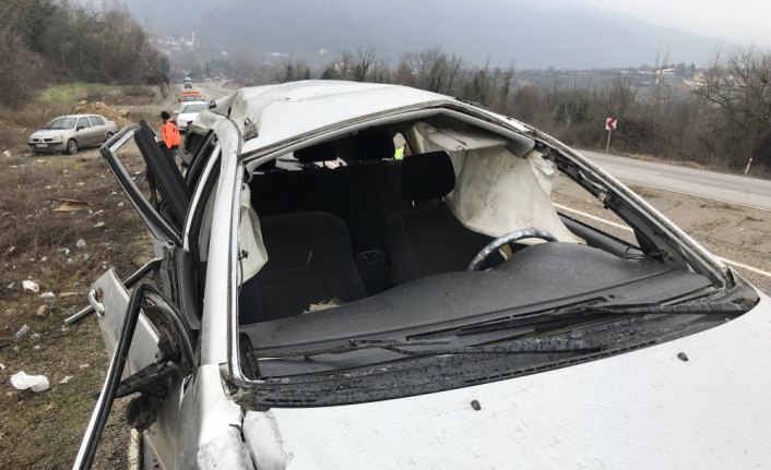 Karabük'te trafik kazası : 1 ölü 4 yaralı