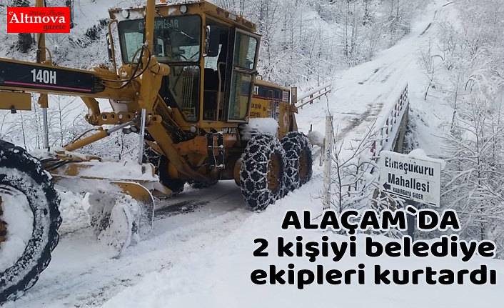 Karda mahsur kalan 2 kişiyi belediye ekipleri kurtardı