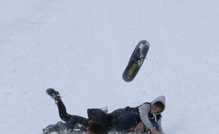 Karın keyfini Ayder'de çıkardılar