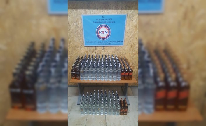 Trabzon'da gümrük kaçağı içki ele geçirildi