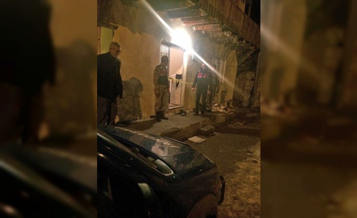 Tüfekle oynayan çocuk ağzından yaralandı