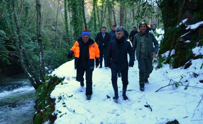 Vali Erdoğan Bektaş, Harmankaya Şelaleleri'ni  gezdi