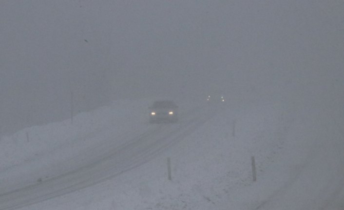 Zonguldak'ta kar yağışı ve sis