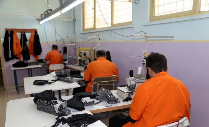 Cezaevini atölyeye çevirdiler