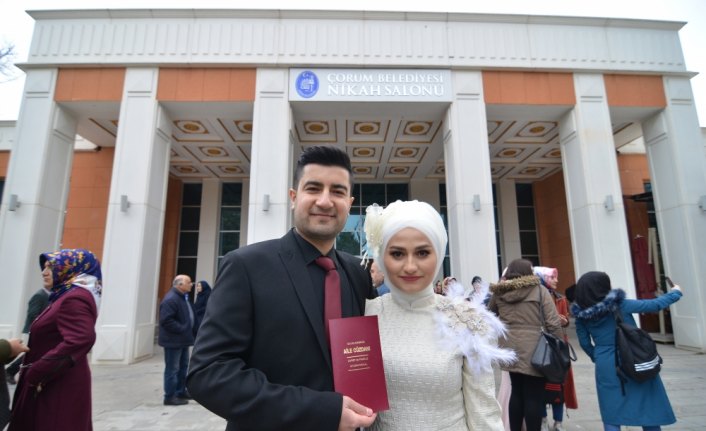 Çorum'da 14 Şubat'ta 14 nikah kıyıldı