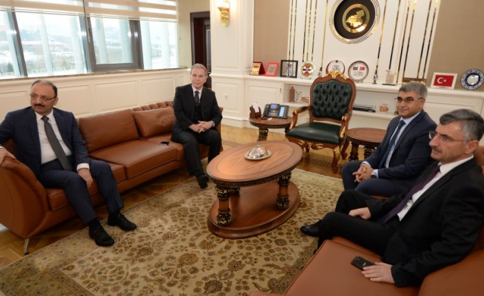 Eski TBMM Başkanı Şahin, Karabük'te