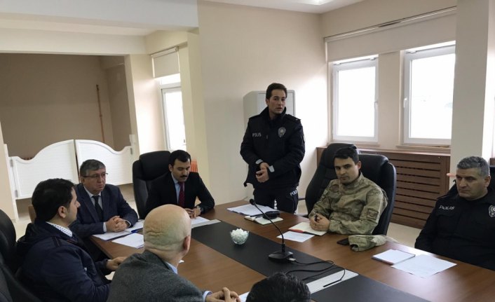 Kavak'ta Okul Güvenliği Toplantısı