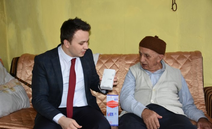 Kaymakamlık “karbonmonoksit dedektörü“ dağıttı