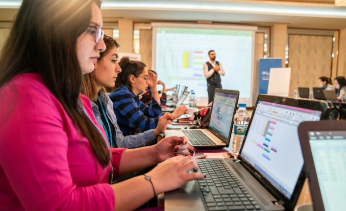 “Kız Kardeşim Projesi“