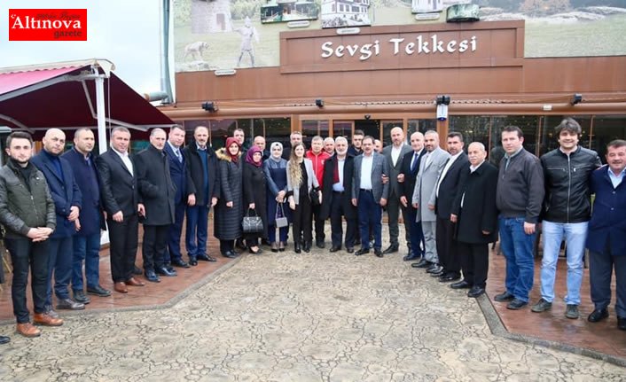 Mustafa Demir, Sevgi Tekkesi'nde halkla buluştu