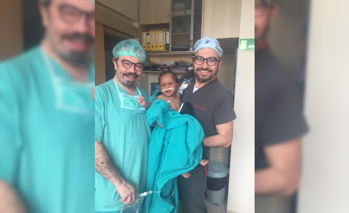 Somalili bebek Türkiye'de şifa buldu