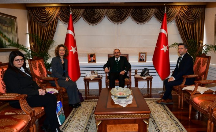 Soultanopoulou'dan, Vali Ustaoğlu'na ziyaret