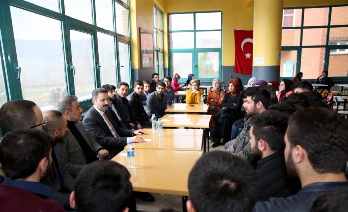 Tokat Belediye Başkanı Eroğlu, gençlerle buluştu