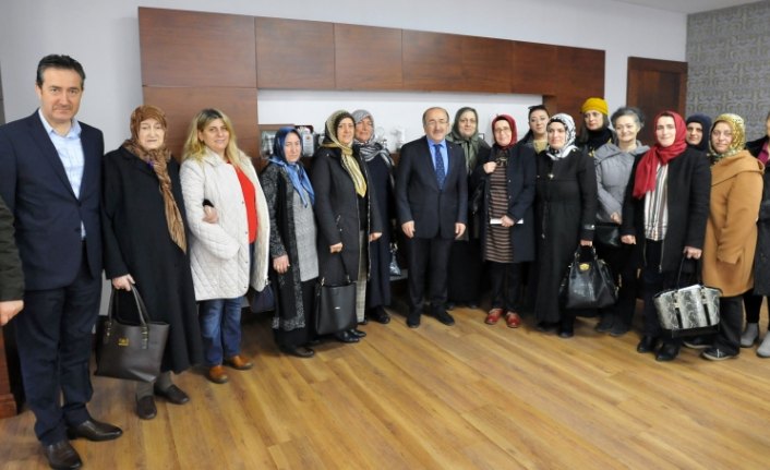 Trabzon Otizm Derneğinden Gümrükçüoğlu'na ziyaret