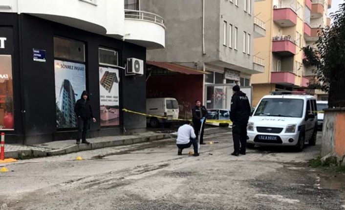 Ünye'de iş yerine silahla saldırı