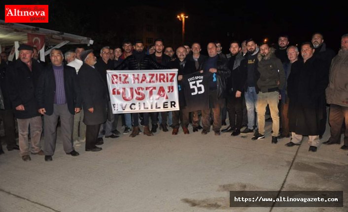 USTA'YA MEŞALELİ KARŞILAMA