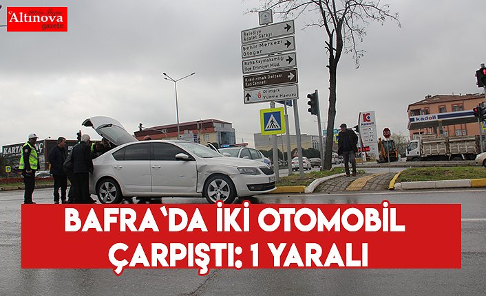 Bafra`da iki otomobil çarpıştı: 1 yaralı