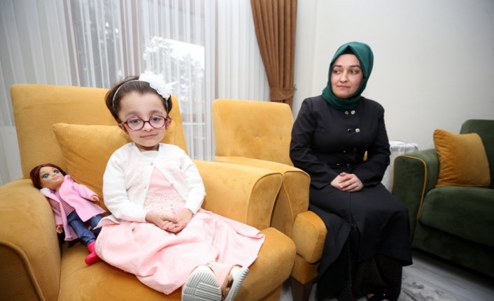 Cam kemik hastası Hira'nın Erdoğan sevgisi