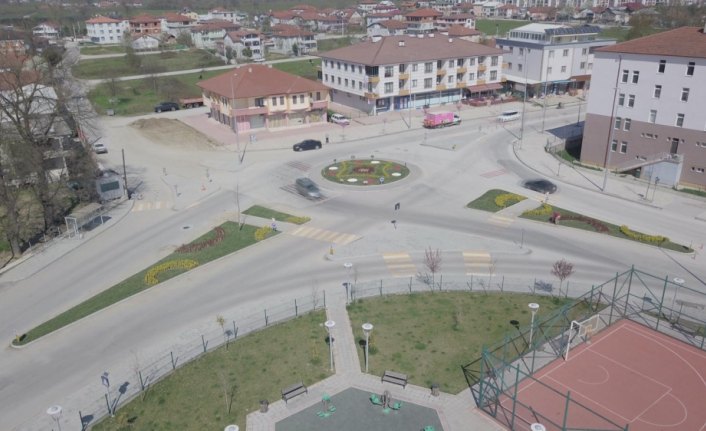 Düzce'deki kavşak ve peyzaj çalışmaları