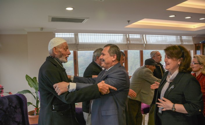 Emniyet Müdürü Çevik'ten huzurevine ziyaret