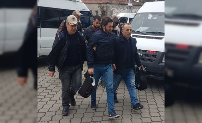 Eski garnizon komutanının emir astsubayı 