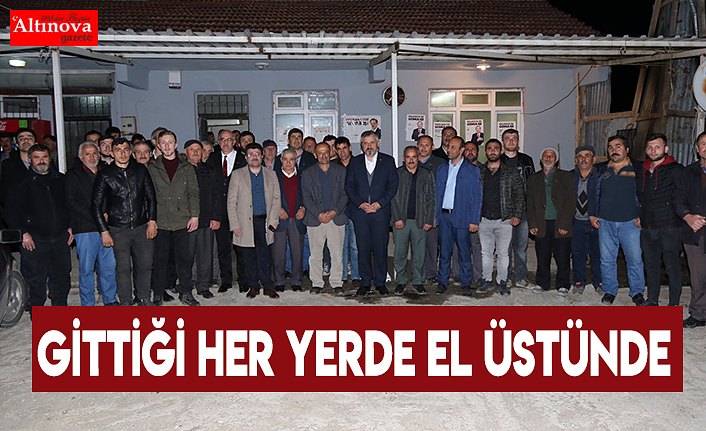 GİTTİĞİ HER YERDE EL ÜSTÜNDE