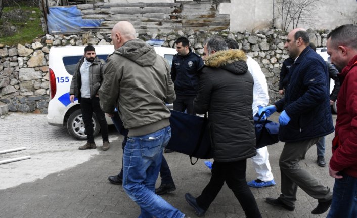 Gümüşhane'de bir kişi evinde ölü bulundu
