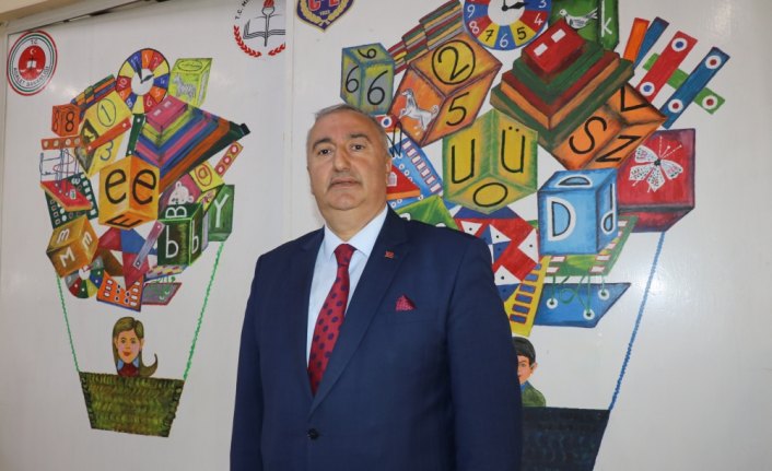 Hükümlüler ürettikleriyle ekonomiye katkı sağlıyor