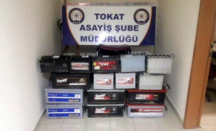 Kamyonlardan akü hırsızlığına 2 tutuklama