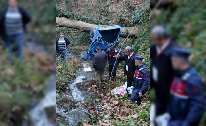Kastamonu'da tarım aracı devrildi: 1 ölü
