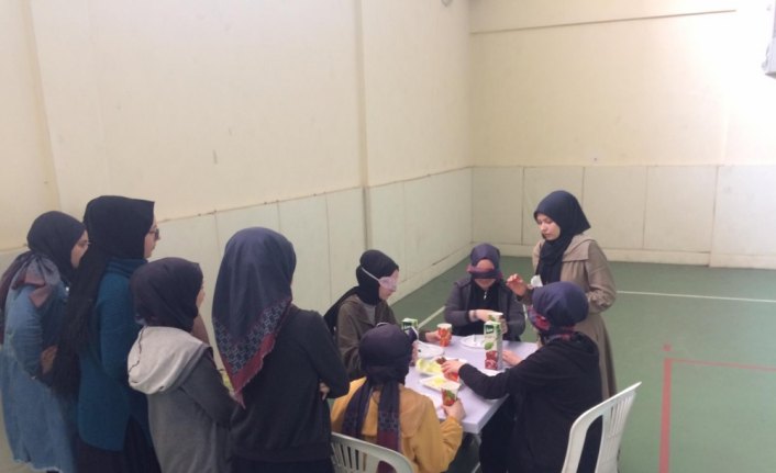 Öğrencilerden engelsiz parkur çalışması