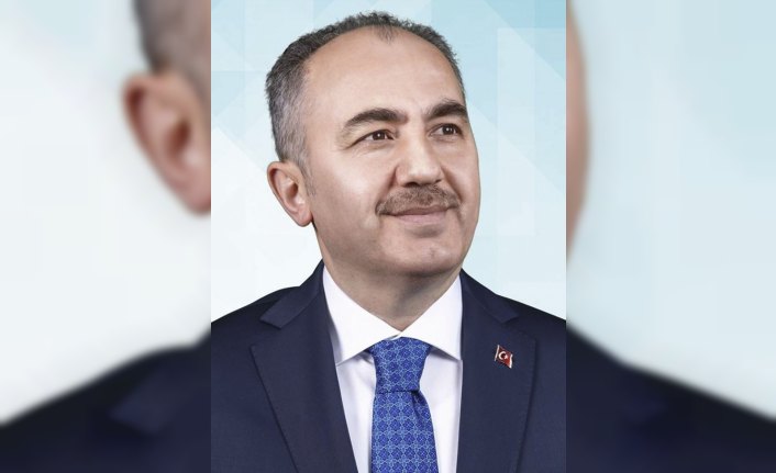 Rize Belediye Başkanlığını kesin olmayan sonuçlara göre, AK Parti adayı Rahmi Metin kazandı