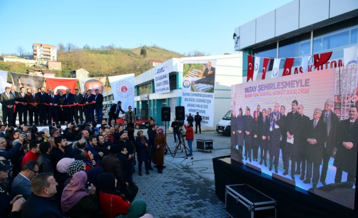 Trabzon'da 60 milyon liraya mal olan sanayi sitesi açıldı