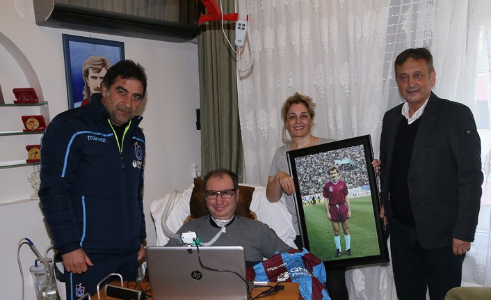 Trabzonspor'dan eski futbolcu İsmail Gökçek'e ziyaret