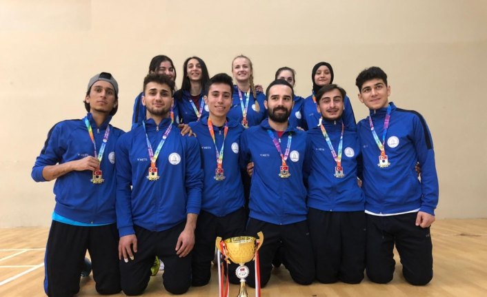 Zonguldak BEÜ Badminton Takımı 1. Lig'de