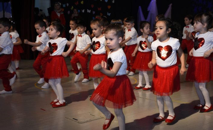 23 Nisan Ulusal Egemenlik ve Çocuk Bayramı kutlanıyor