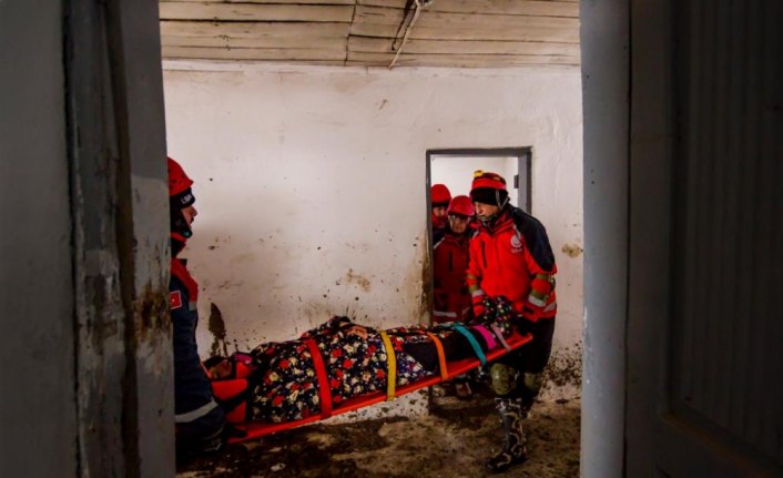 2 bin rakımlı yaylada arama kurtarma tatbikatı