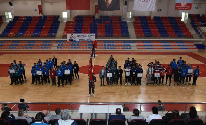 33. İller Arası KYK Voleybol Türkiye Finali Grup Eleme Müsabakaları
