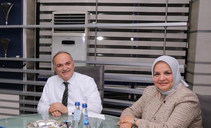 Başkan Özlü'ye tebrik ziyareti