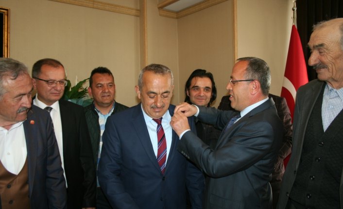 Belediye başkanları göreve başladı