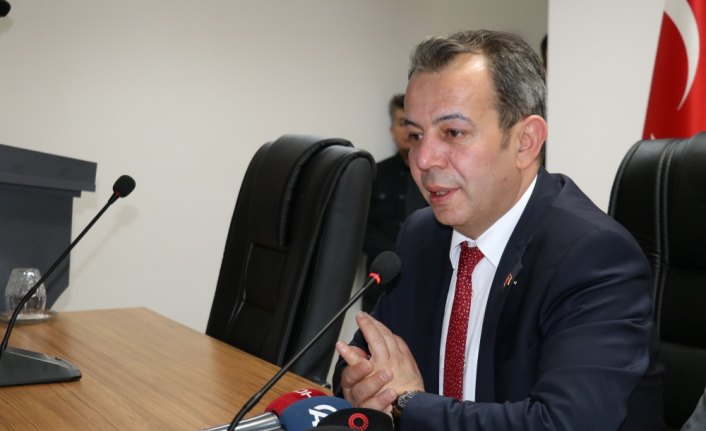 Bolu Belediye Başkanı Özcan, mazbatasını aldı