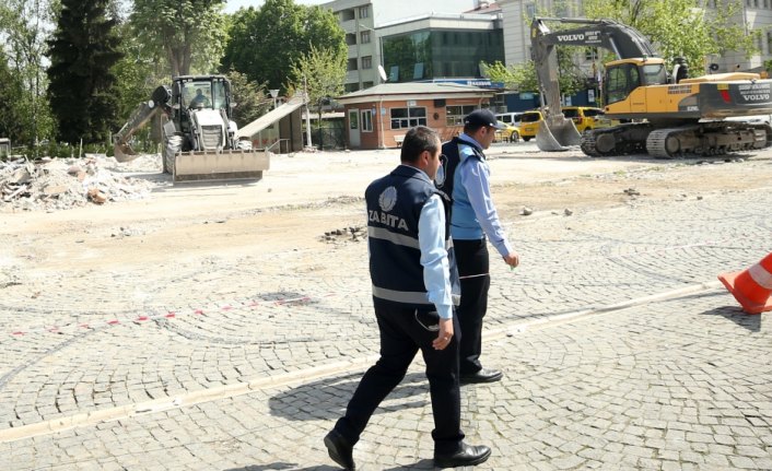 Düzce'de kaçak yapıların yıkımına başlandı