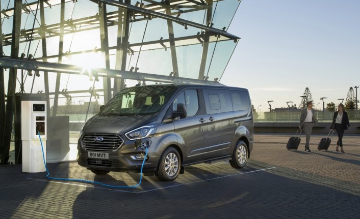 Ford, Amsterdam'da yeni elektrikli araç ürün gamını tanıttı