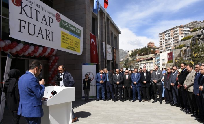 Gümüşhane 1. Kitap Fuarı başladı