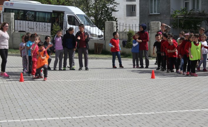 Havza’da geleneksel çocuk oyunları şenliği düzenlendi